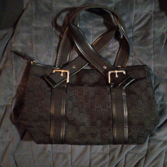 GUCCI PURSE BRAND NEW; Medium Size;Black. - Picture 4 of 8